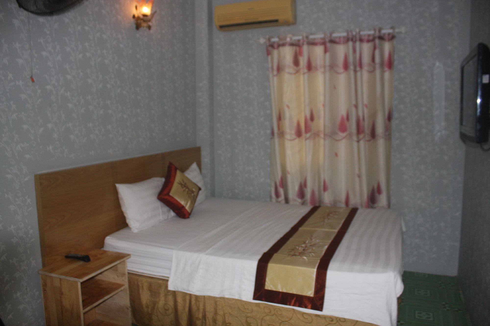 Koniko Hotel Хошимин Экстерьер фото