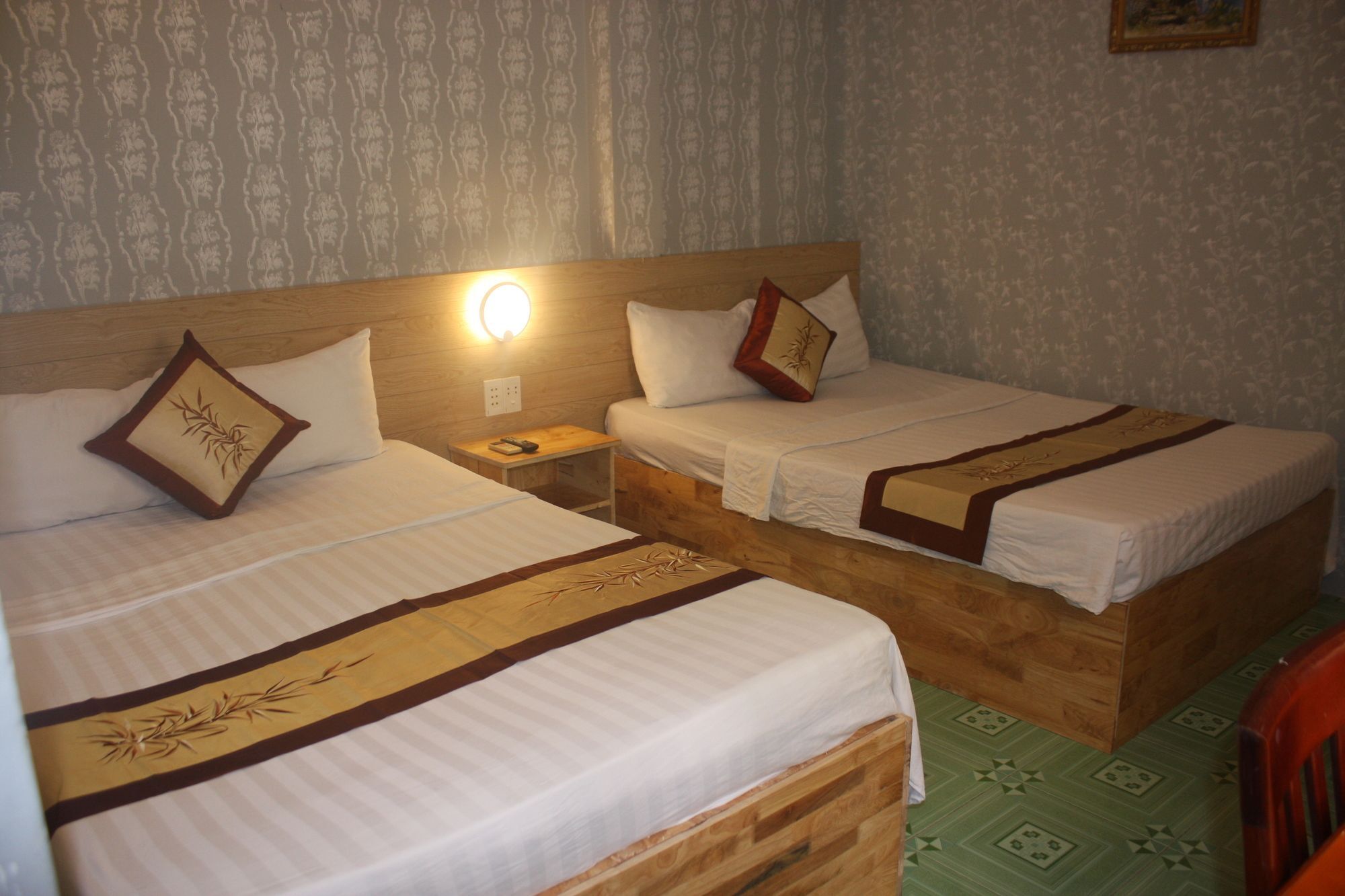 Koniko Hotel Хошимин Экстерьер фото