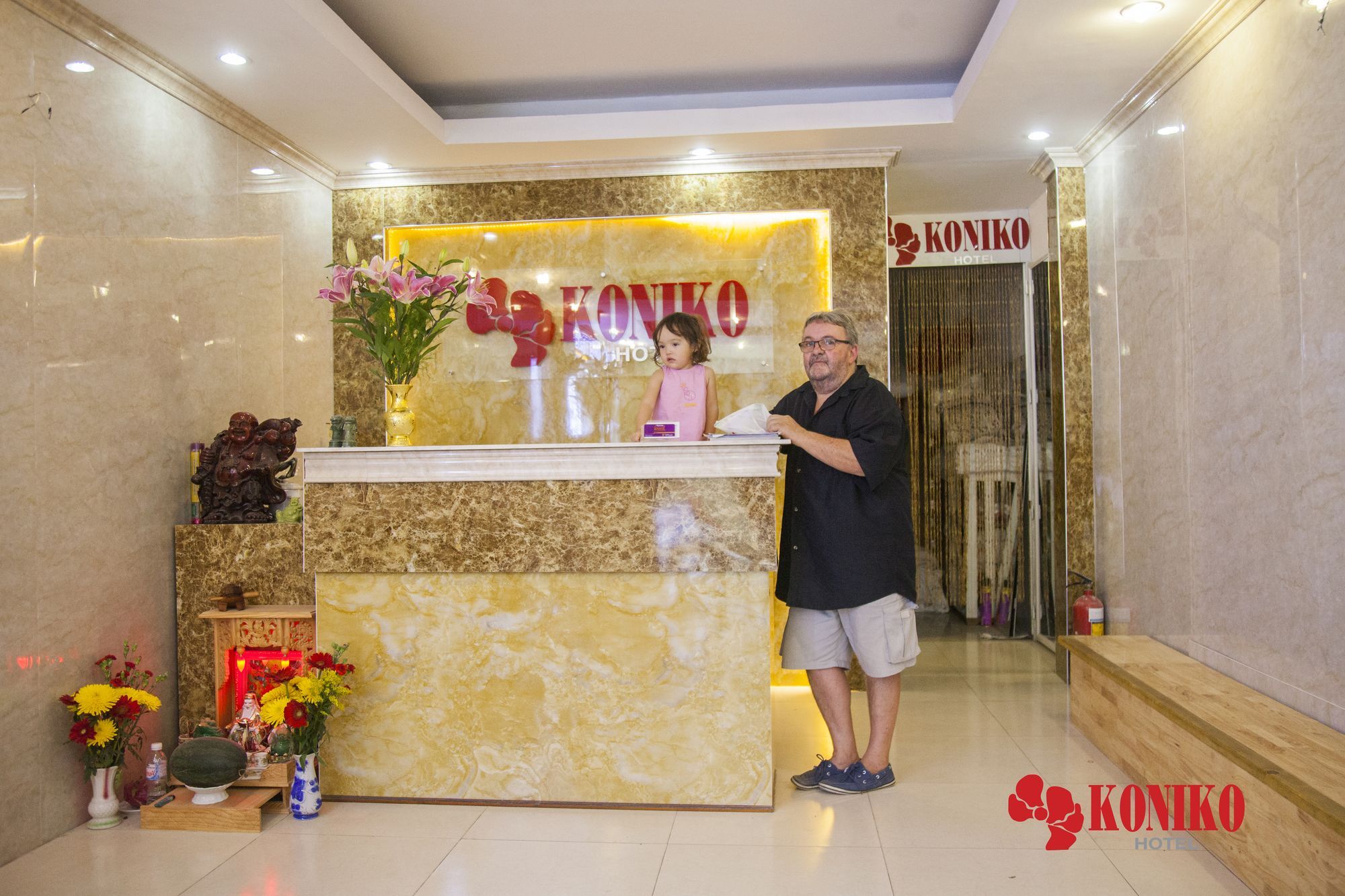 Koniko Hotel Хошимин Экстерьер фото