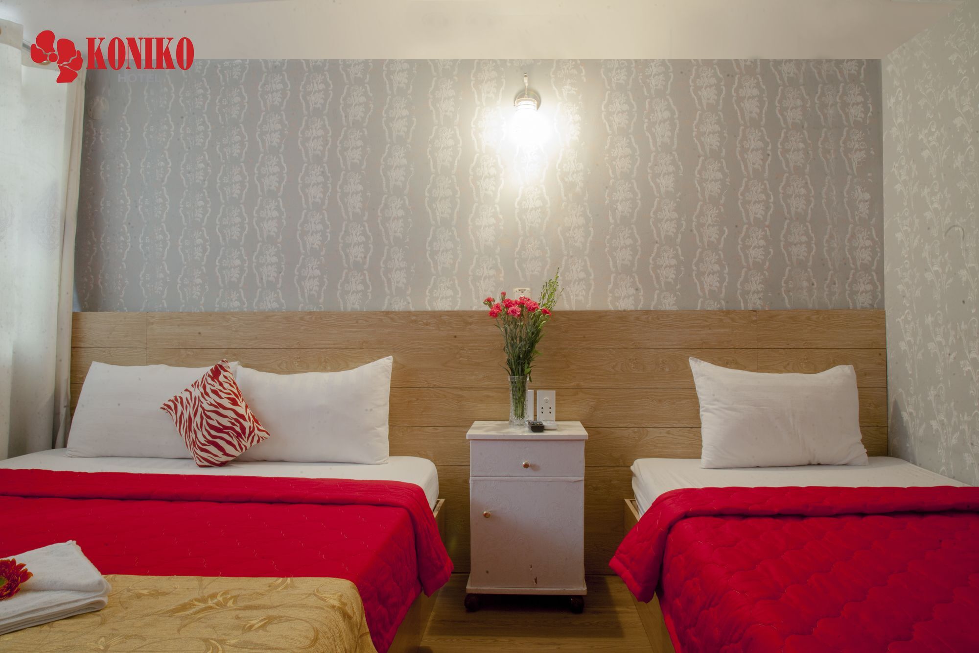 Koniko Hotel Хошимин Экстерьер фото