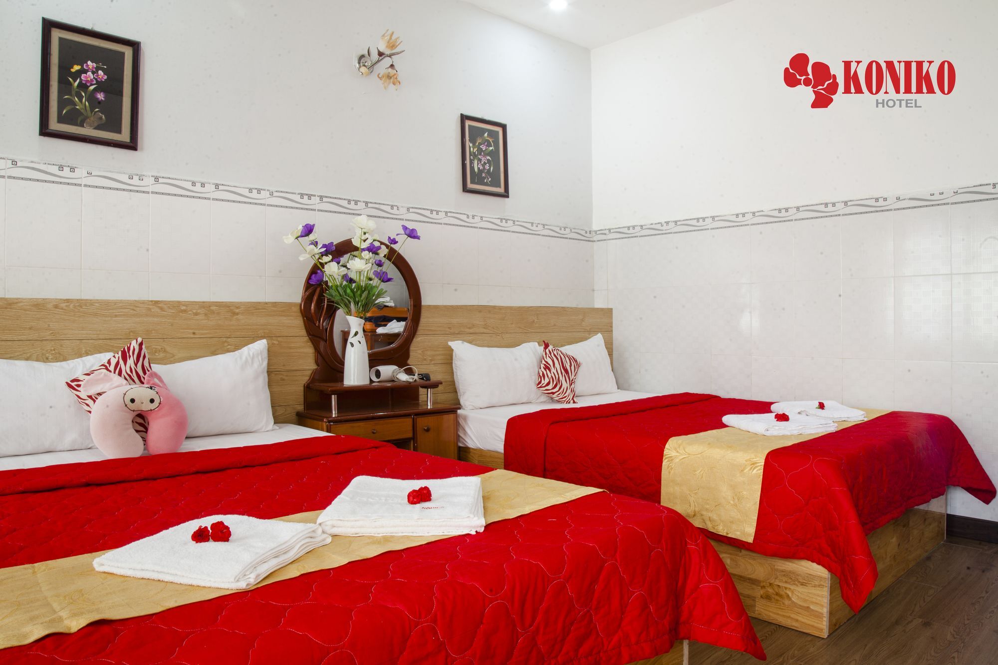 Koniko Hotel Хошимин Экстерьер фото