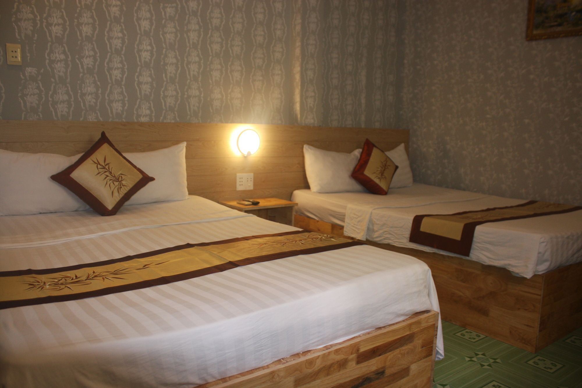 Koniko Hotel Хошимин Экстерьер фото